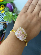 Load image into Gallery viewer, Rose Quartz Wire Wrapped Bangle