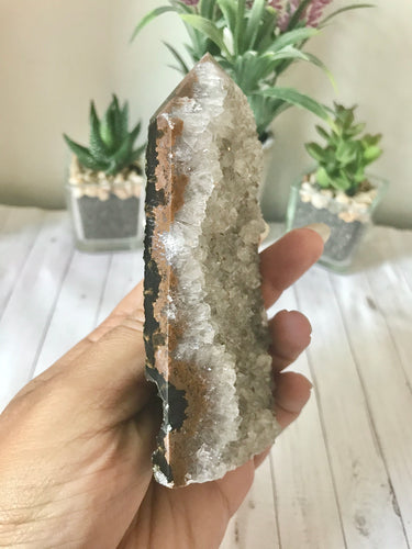 Agate Geode Standing Point
