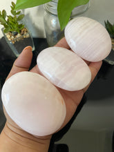 Load image into Gallery viewer, Pink Mangano Calcite Palm stone