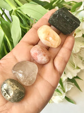Load image into Gallery viewer, Crystals for Positive Thinking &amp; Energy