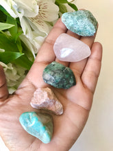Load image into Gallery viewer, Heart Chakra Stone Set