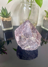 Load image into Gallery viewer, Lepidolite Standing Point