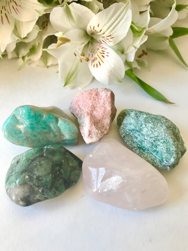 Heart Chakra Stone Set